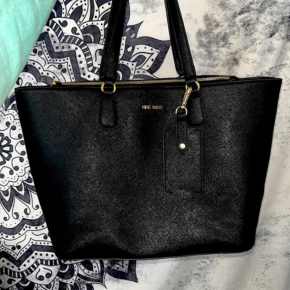 nine west tote bag